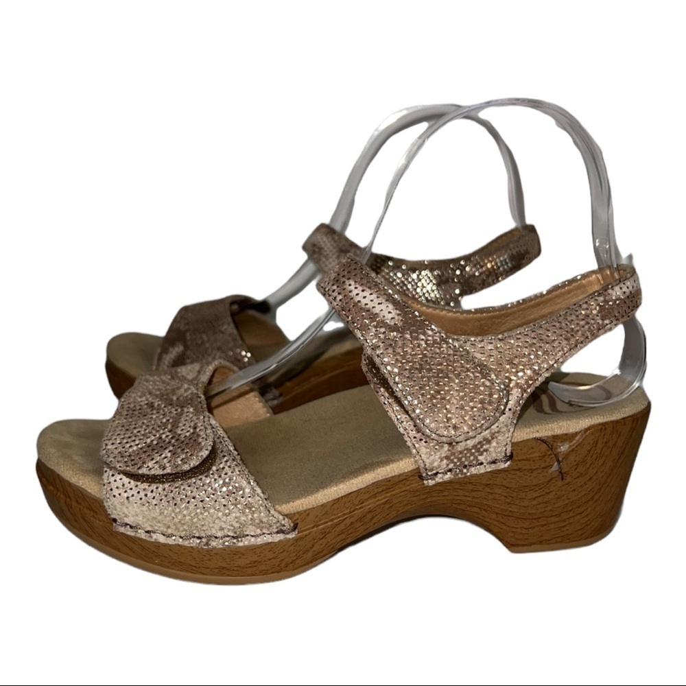 Dansko Sonnet Tan Snakeskin Leather Sandals - Picture 7 of 12